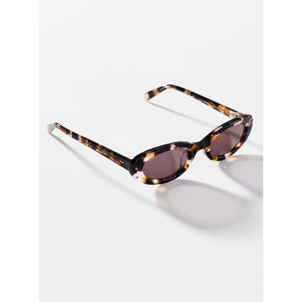 Sito Lourdes Slip Oval Sunglasses